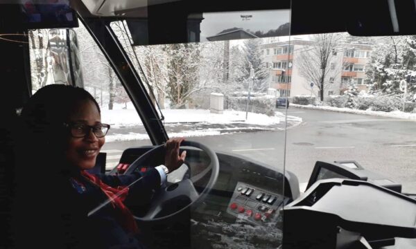 Busfahrerin in Gnigl, Sigrid Awart